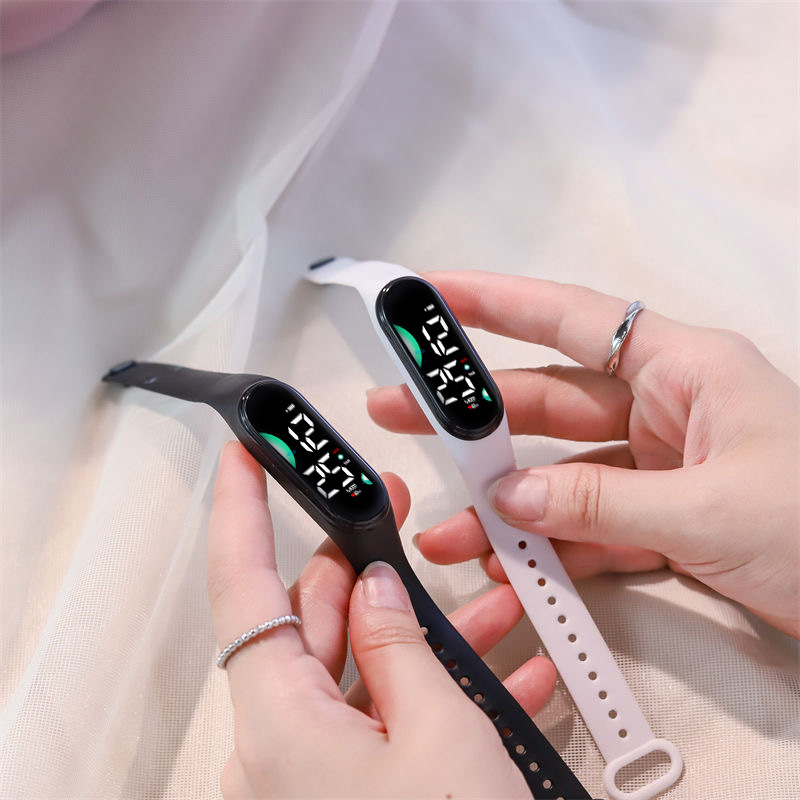 Jam Tangan LED Tahan Air untuk - Men'S Accessories Display ulasan dan harga